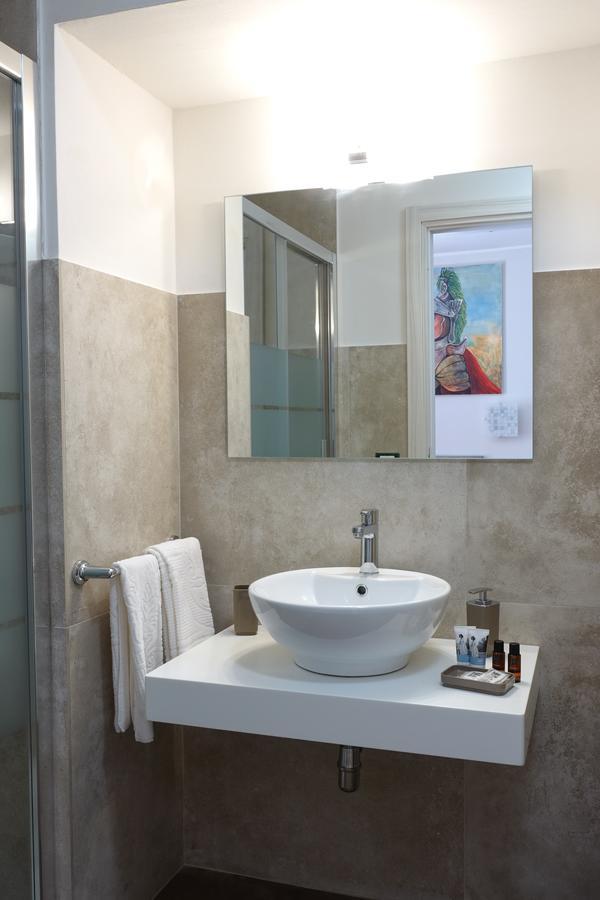 Bb Opera Dei Pupi Bed & Breakfast Syracuse Ngoại thất bức ảnh