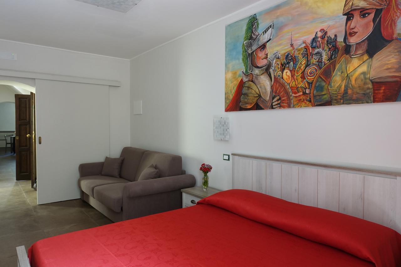Bb Opera Dei Pupi Bed & Breakfast Syracuse Ngoại thất bức ảnh