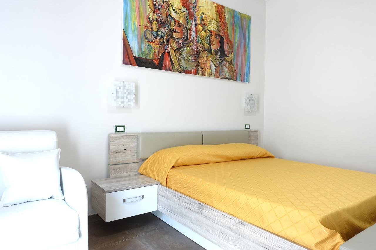 Bb Opera Dei Pupi Bed & Breakfast Syracuse Ngoại thất bức ảnh